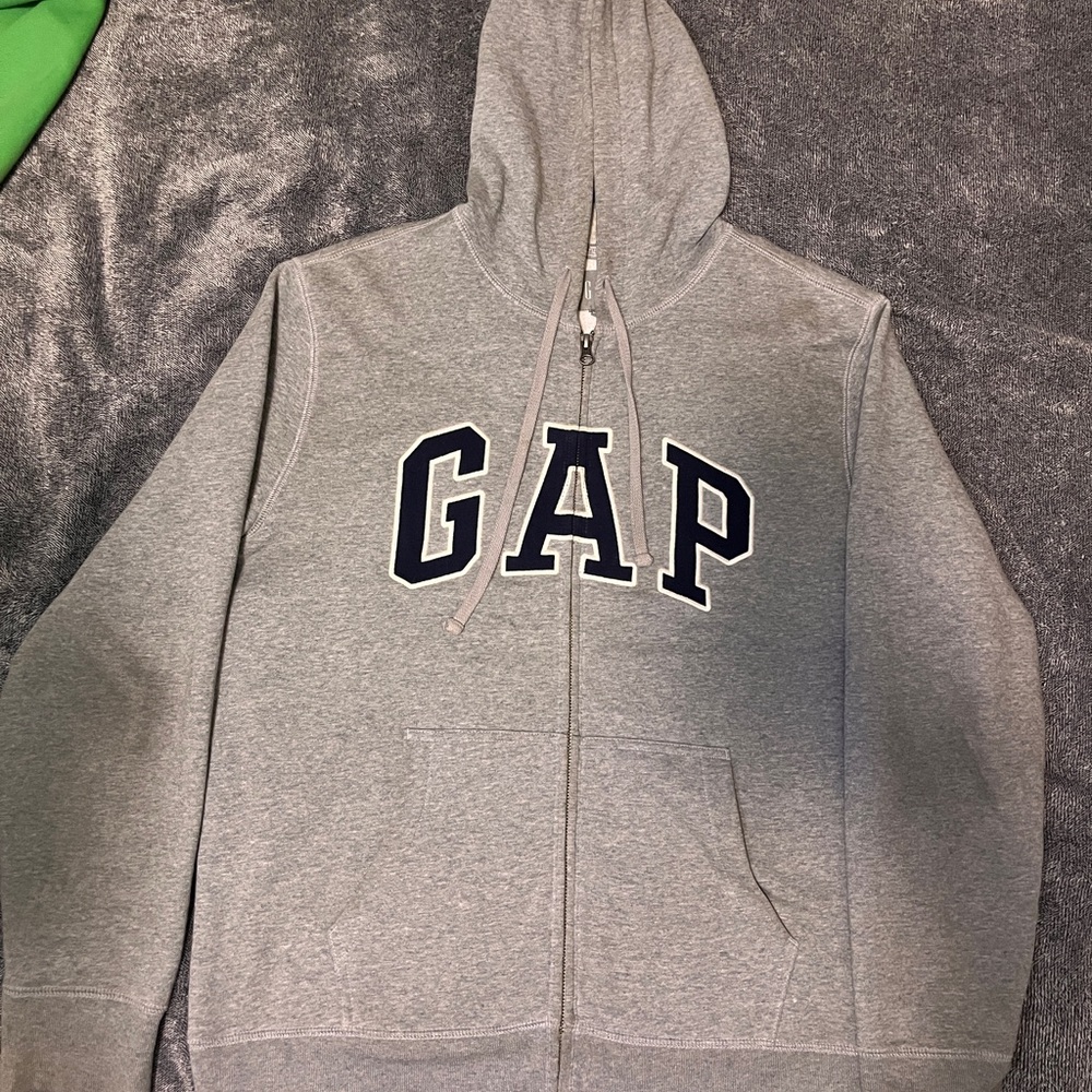 GAP Full-Zip Logo Jacket – Men’s Size Large, Gray